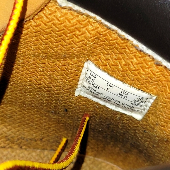 Grade school 6" wheat boots size 6.5 - Picture 5 of 5